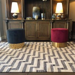 Bild von Bazaar Velvet Luxury Mobile Rug Showroom