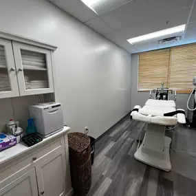 Medical Health Solutions 8683 E Lincoln Ave #250 Lone Tree, CO 80124 (303) 951-8617 https://medicalhealthsolutionsllc.com