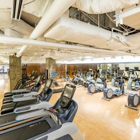 Bild von 1TO1 FITNESS - 13th Street NW