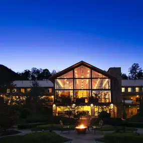Pasadena Villa Smoky Mountain Lodge: Exterior front photo of our residential psychiatric treatment center at night.