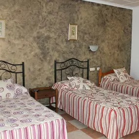 hostal-cabanas-habitaciones-04.jpg