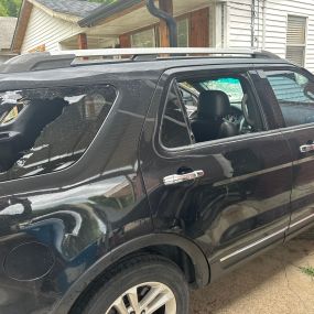 Side Glass Replacement Ford Explorer