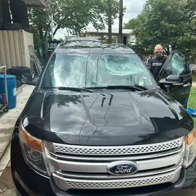 Shattered Windshield On Ford Explorer