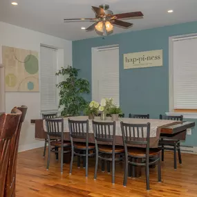 STR Behavioral Health – Bucks County: One of the dining room areas at our outpatient supportive housing program homes.