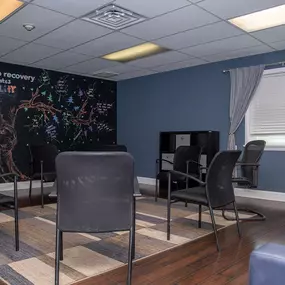 STR Behavioral Health – Bucks County: A group therapy room at our mental health and addiction outpatient center.