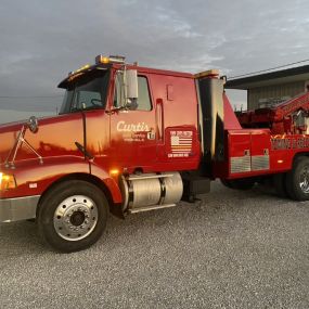 For prompt and professional towing service in Tower Hill, IL, turn to Curtis Heavy Duty Towing. Our team is dedicated to providing fast response times and expert assistance whenever you require vehicle towing, day or night.