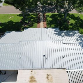 Metal roofing’s durability and ability to perform in even the most difficult locations and circumstances makes it one of the best roofing choices, especially in our region.  Longevity - Metal roofs can last 40-70 years!