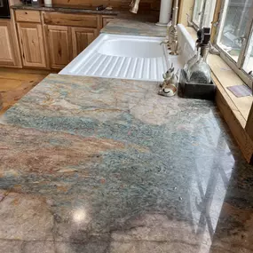 Bild von Weiss Granite Affordable Luxury