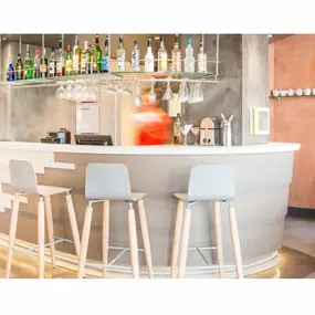 Bild von 2 CONTRAC - Arredo Hotel, Residence, Bar, Ristoranti e Negozi