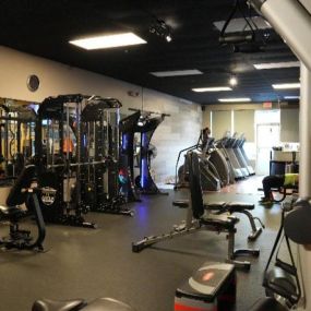 New Body Architects provides everything needed for great strength training sessions.