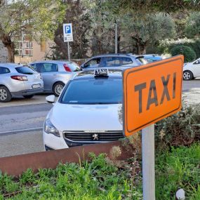 Bild von TAXI FORMIA NCC SERVICE di Alfredo Taffuri - Servizio Taxi Formia