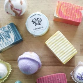 Bild von Buff City Soap – Henrietta