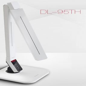 Profesionální stolní LED lampa Diasonic se čtyřletou zárukou