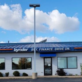 Byrider Oshkosh Building