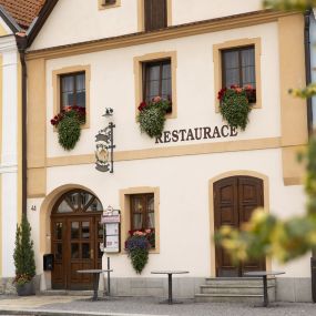 Rybí restaurace Na Náměstí Planá