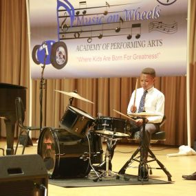 Bild von Music on Wheels Academy of Performing Arts