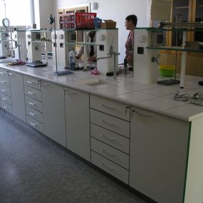 laboratoř chemie