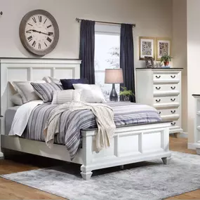 Mountain View Queen Panel Bed