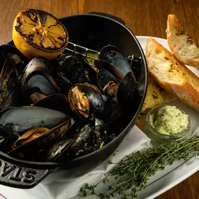 MOULES FRITES