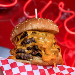 Bild von Zo's Good Burger - Canton