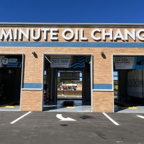 Bild von Strickland Brothers 10 Minute Oil Change