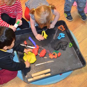 Bild von Newbank House Day Nursery & Out of School Club