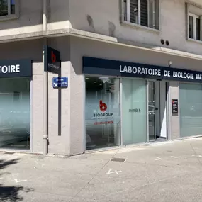 Bild von BIORGOUP ORIADE NOVIALE - Laboratoire Grenoble - Foch