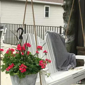 Bild von Swiss Country Lawn and Crafts