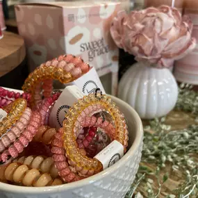 Bild von Swiss Country Lawn and Crafts