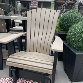 Bild von Swiss Country Lawn and Crafts