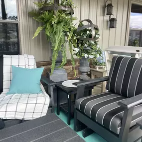Bild von Swiss Country Lawn and Crafts
