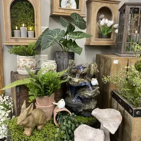 Bild von Swiss Country Lawn and Crafts