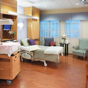 Bild von The Birth Suites at Holmes Regional Medical Center