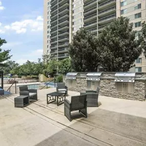 Outdoor Kitchen