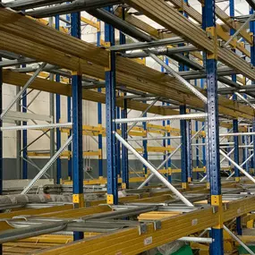 Bild von SCAFFALI USATI SCAFFALATURE VENDITA E MONTAGGIO RODEL