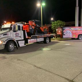 Break down? Call now for a towing service!