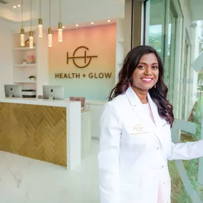 Bild von HEALTH + GLOW primary care | med spa | iv lounge