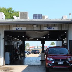 Russ Darrow Mitsubishi Service Center.