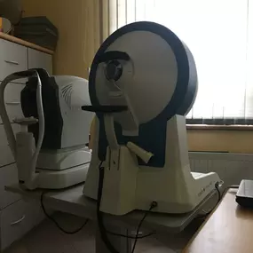 MUDr. Edita Holubová - oční ordinace a optika Říčany