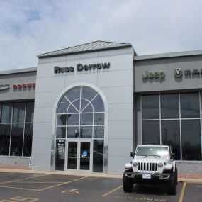 Russ Darrow Chrysler Dodge Jeep Ram of West Bend Service Center.