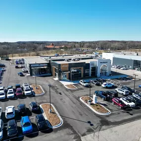 Russ Darrow Chrysler Dodge Jeep Ram of West Bend Service Center.