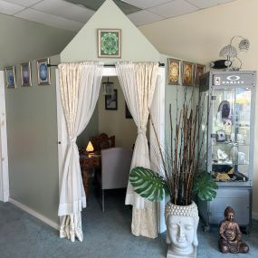 The Cape May Psychic private reading area.