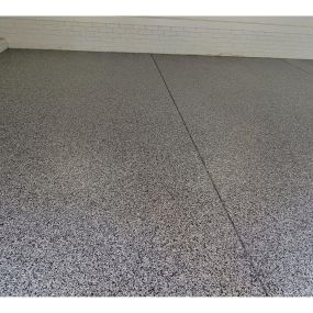 Upgrade your garage with cutting-edge polyspartic flooring!