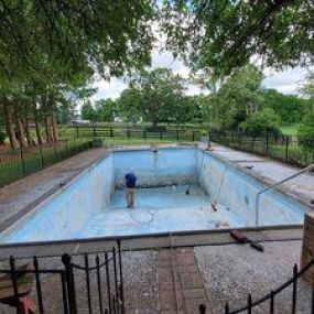 Swimming Pool Repair Near Me