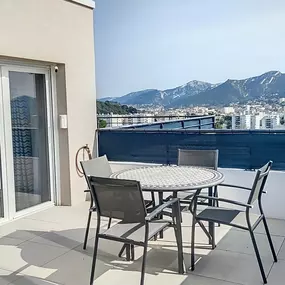 Bild von Corinne Dulac BL Agents immobilier Conseillère Indépendante sur Marseille ACHAT / VENTE / ESTIMATION