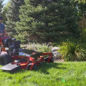 Simply powerful. Powerfully simple. #ToroMowers #ToroPROLINE