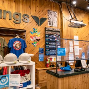 Bild von Wings Snowbird Logo Shop