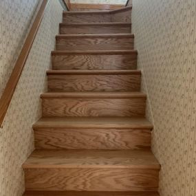 New Hardwood Floor for stairs in home