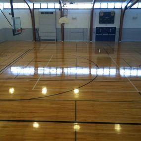 hardwood-basketball-court-flooring-installers
