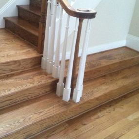 beautiful-wood-floor-stair-case